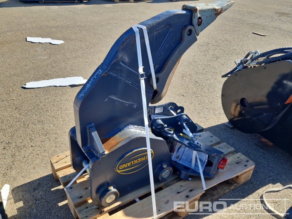 Strickland Set of Quick Coupler & Ripper - Ripper: picture 3 Strickland Set of Quick Coupler & Ripper - Ripper: picture 3