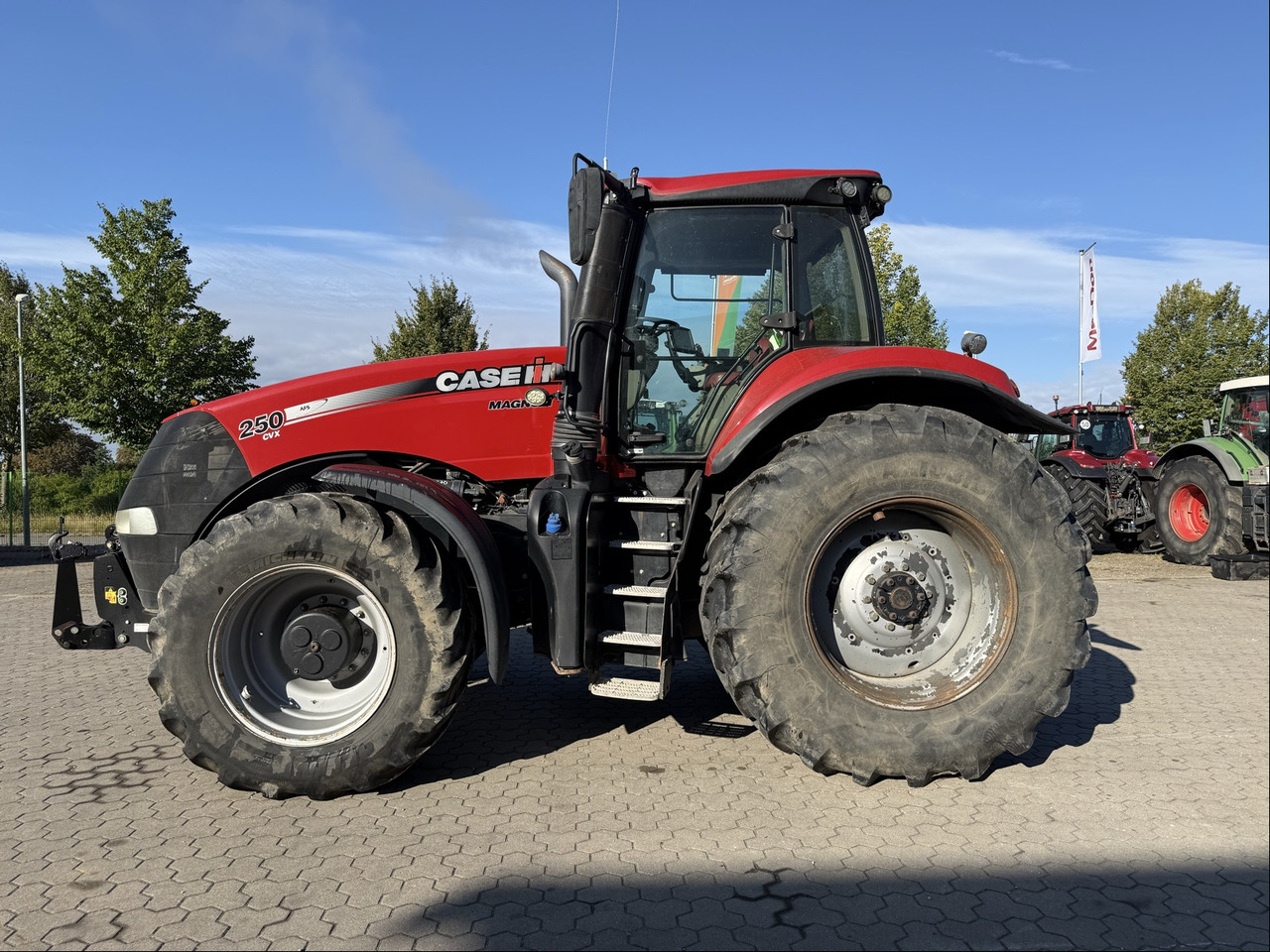 Farm tractor Case IH CVX 310: picture 9