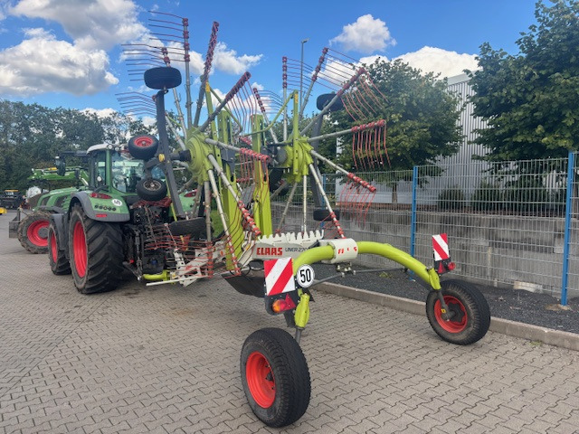 Claas Liner 2700 - Tedder/ Rake: picture 2 Claas Liner 2700 - Tedder/ Rake: picture 2