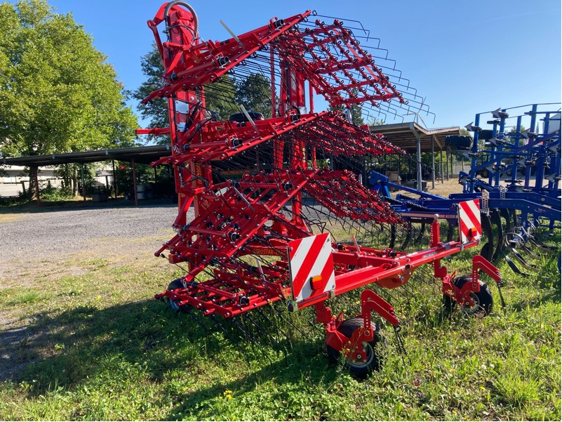 Einböck AEROSTAR-EXACT 1200 - Spring tine harrow: picture 1 Einböck AEROSTAR-EXACT 1200 - Spring tine harrow: picture 1
