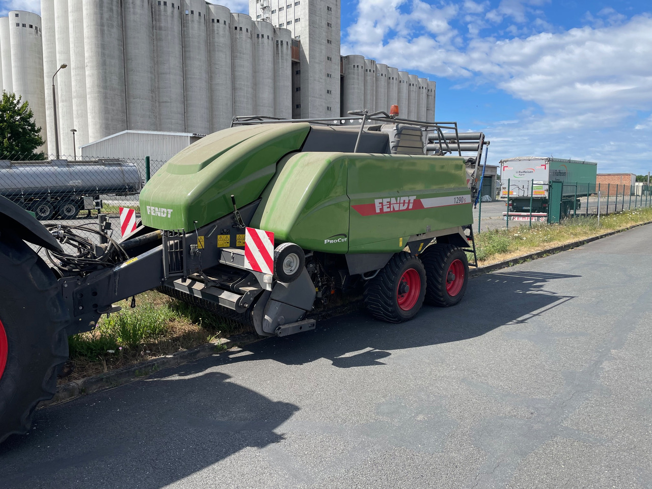 Fendt 1290 Quaderballenpresse - Square baler: picture 1 Fendt 1290 Quaderballenpresse - Square baler: picture 1