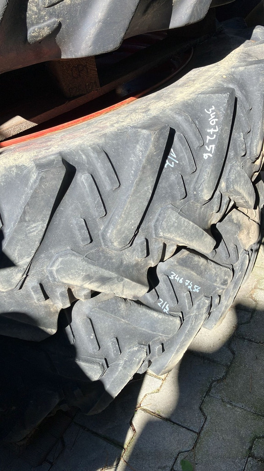 Fendt 2x Räder 11.2R45 - Wheels and tires: picture 1 Fendt 2x Räder 11.2R45 - Wheels and tires: picture 1