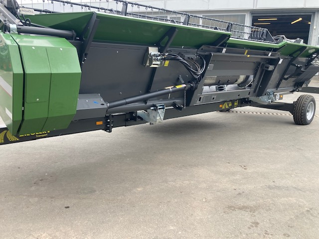 Fendt 6335C Stage 5 - Combine harvester: picture 4 Fendt 6335C Stage 5 - Combine harvester: picture 4