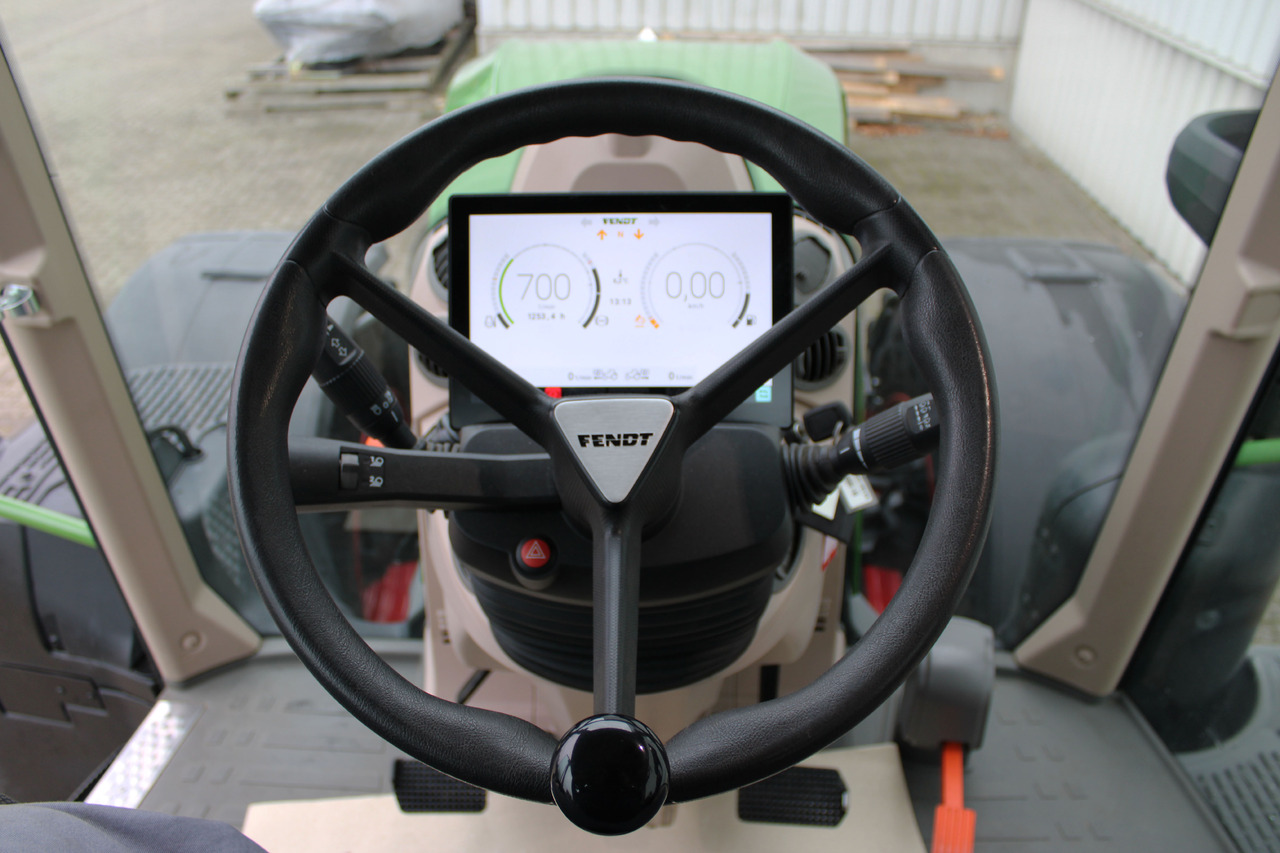 Fendt 726 Vario Gen7 Power Sett2 - Farm tractor: picture 4 Fendt 726 Vario Gen7 Power Sett2 - Farm tractor: picture 4