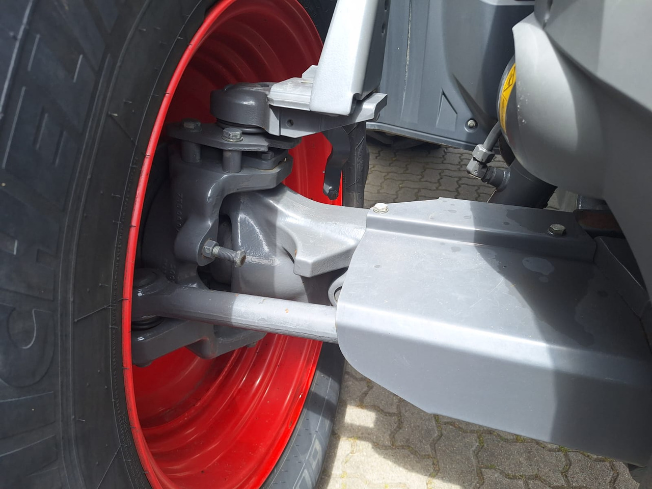 Farm tractor Fendt 828 Vario S4 ProfiPlus: picture 12