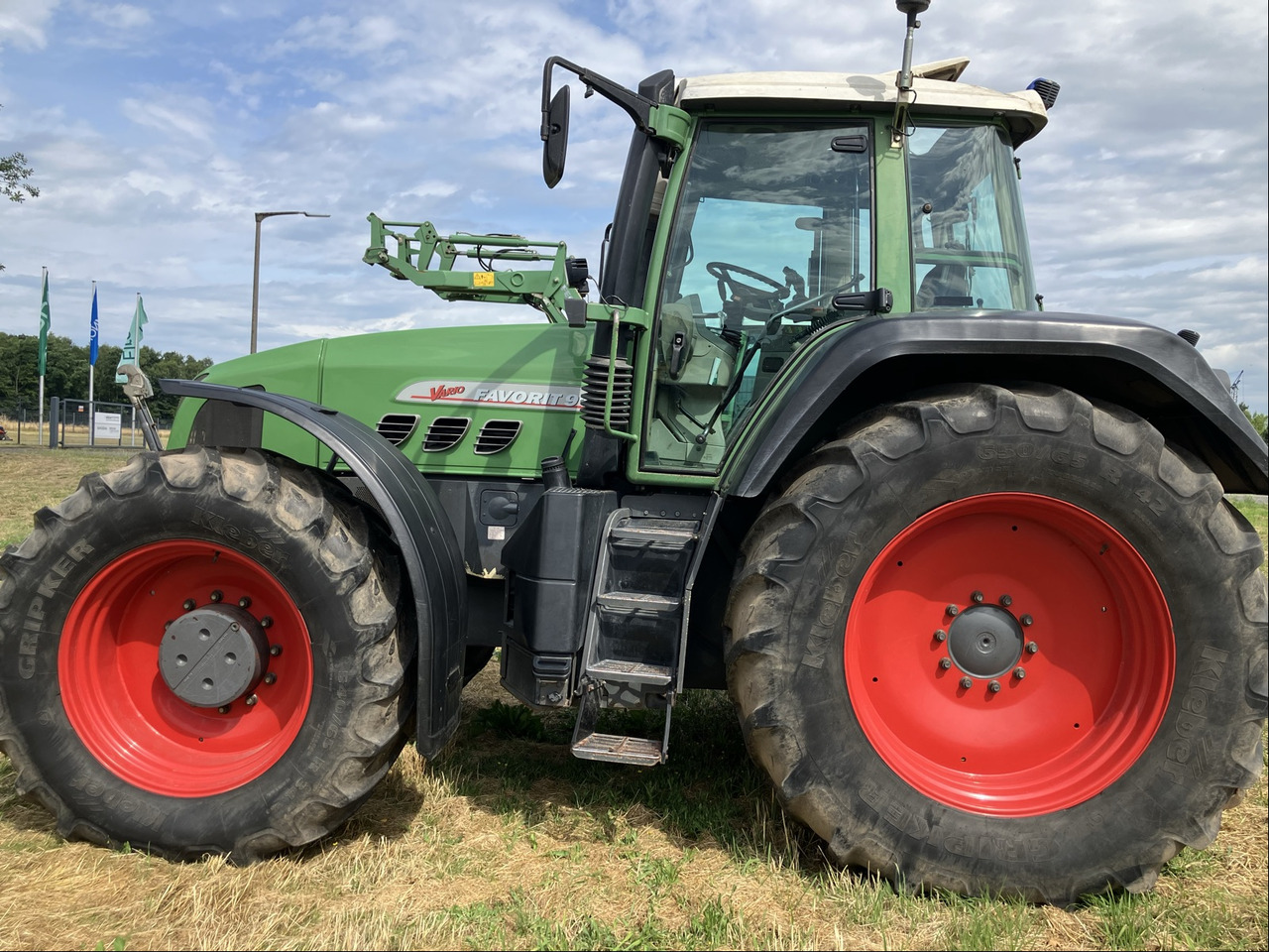 Fendt 916 TMS Vario - Farm tractor: picture 1 Fendt 916 TMS Vario - Farm tractor: picture 1