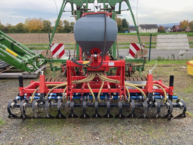Hatzenbichler Striegel 3m - Tedder/ Rake: picture 1 Hatzenbichler Striegel 3m - Tedder/ Rake: picture 1