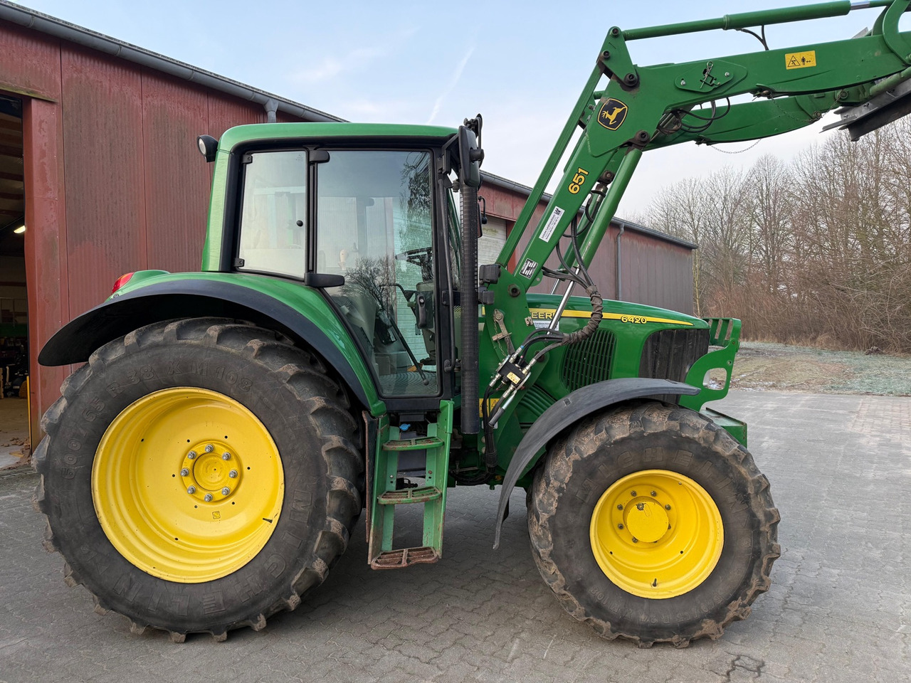 John Deere 6420 - Farm tractor: picture 4 John Deere 6420 - Farm tractor: picture 4