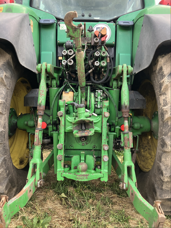 John Deere 6920 Auto Quad - Farm tractor: picture 5 John Deere 6920 Auto Quad - Farm tractor: picture 5