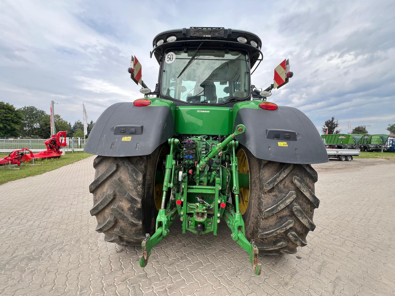 Farm tractor John Deere 7310 R: picture 8 Farm tractor John Deere 7310 R: picture 8