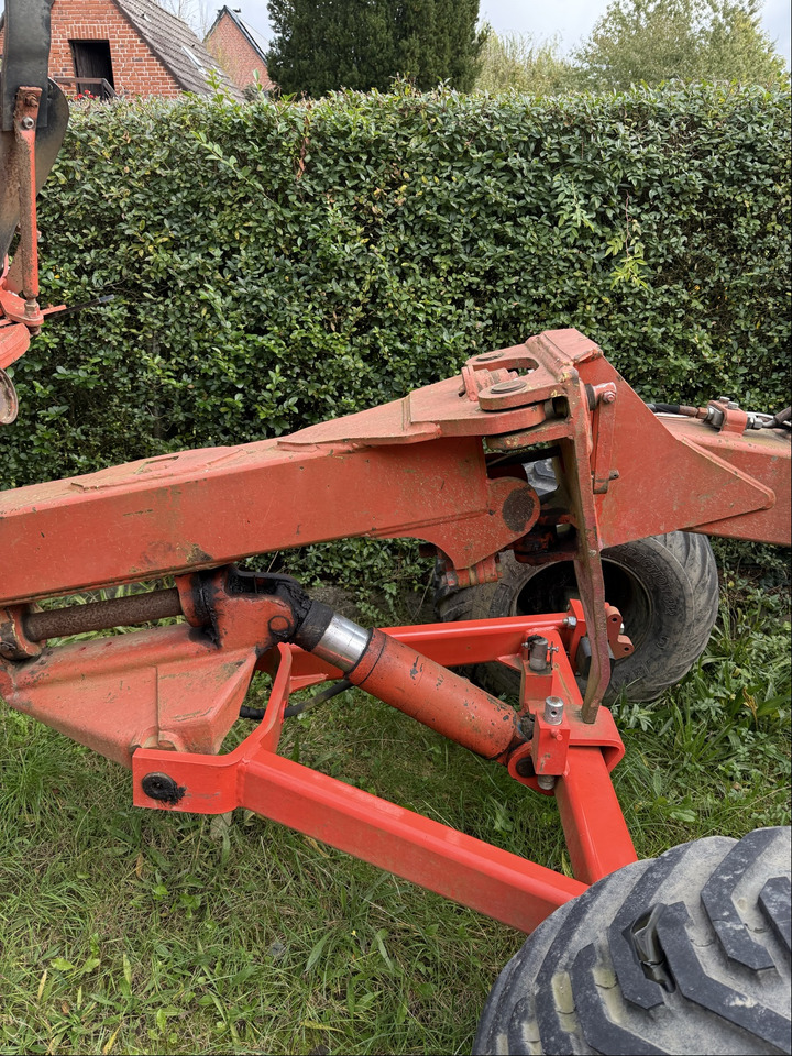 Kuhn Volldrehpflug - Plough: picture 5 Kuhn Volldrehpflug - Plough: picture 5