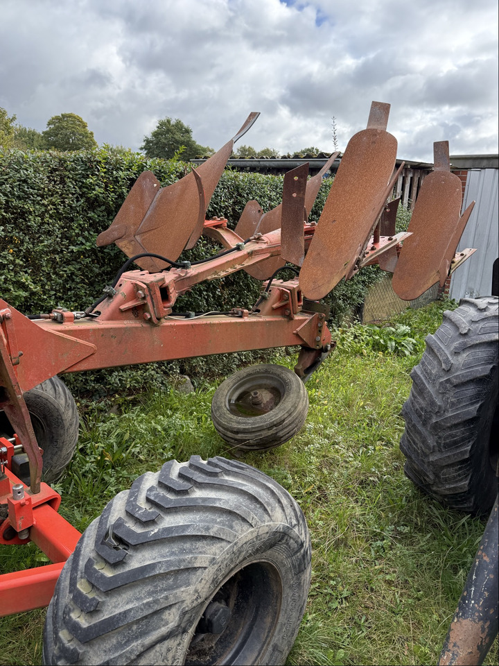Kuhn Volldrehpflug - Plough: picture 4 Kuhn Volldrehpflug - Plough: picture 4