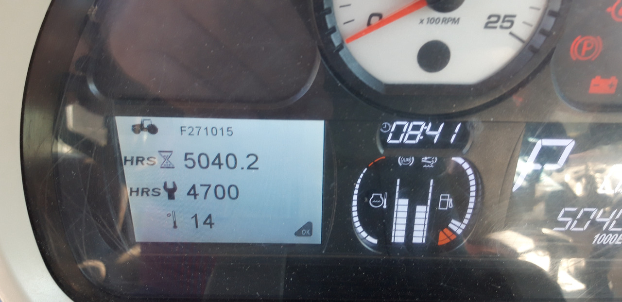 Massey Ferguson 7726 Dyna-6 Efficient - Farm tractor: picture 3 Massey Ferguson 7726 Dyna-6 Efficient - Farm tractor: picture 3