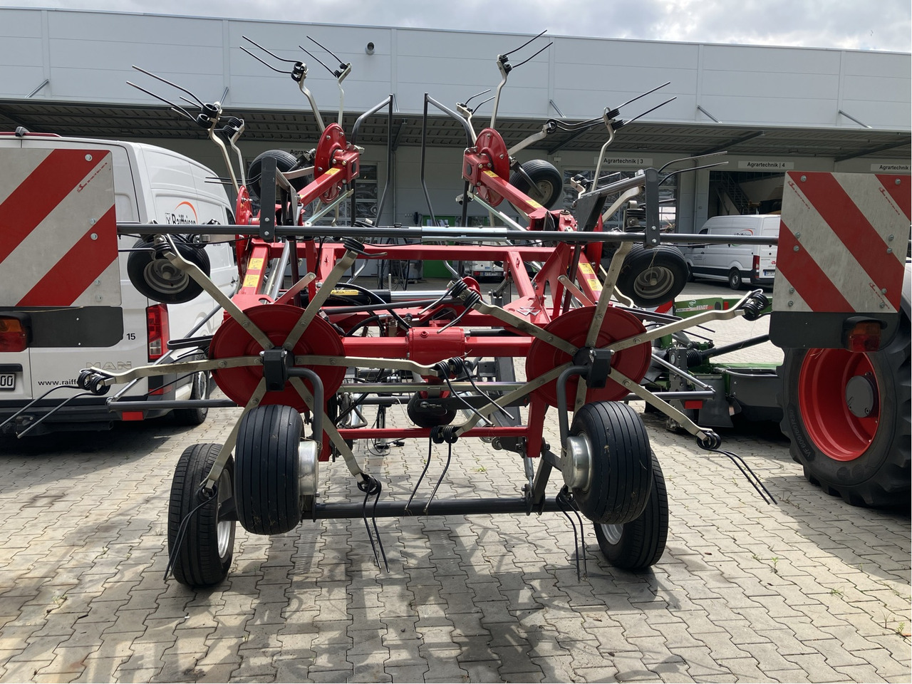 Massey Ferguson TD Serie - Tedder/ Rake: picture 4 Massey Ferguson TD Serie - Tedder/ Rake: picture 4