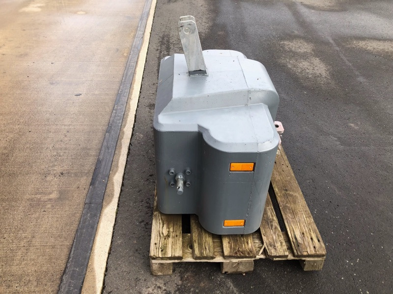 Suer 1.050kg SM Schwerbetongewich - Farm tractor: picture 2 Suer 1.050kg SM Schwerbetongewich - Farm tractor: picture 2