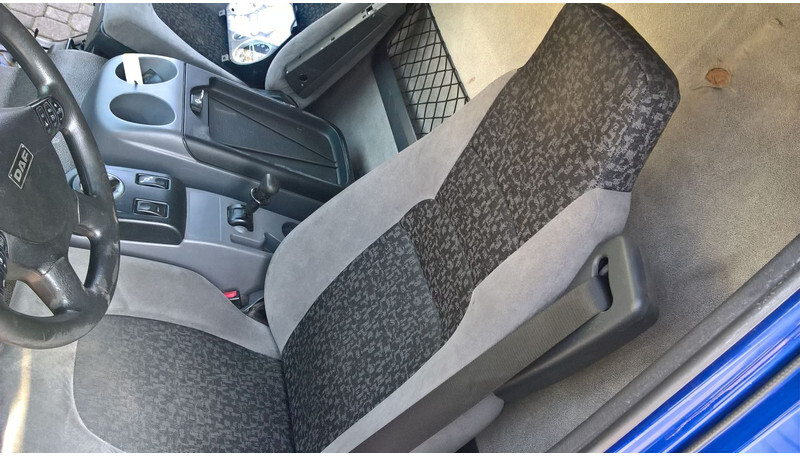 DAF LF45 LF55 LF65 Euro 5 - Cab and interior for Truck: picture 2 DAF LF45 LF55 LF65 Euro 5 - Cab and interior for Truck: picture 2