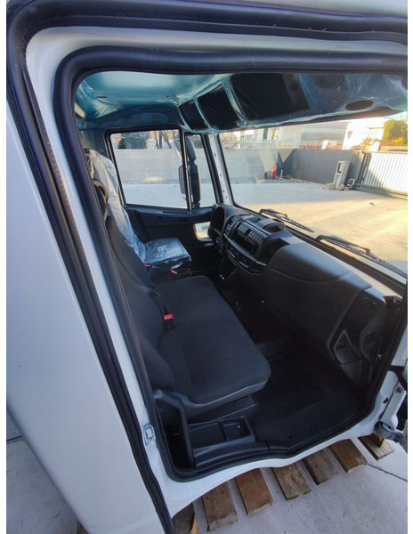 Iveco Day Cab - Cab and interior for Truck: picture 4 Iveco Day Cab - Cab and interior for Truck: picture 4