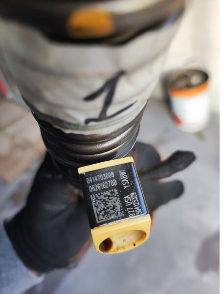 Iveco STRALIS - Fuel filter for Truck: picture 1 Iveco STRALIS - Fuel filter for Truck: picture 1