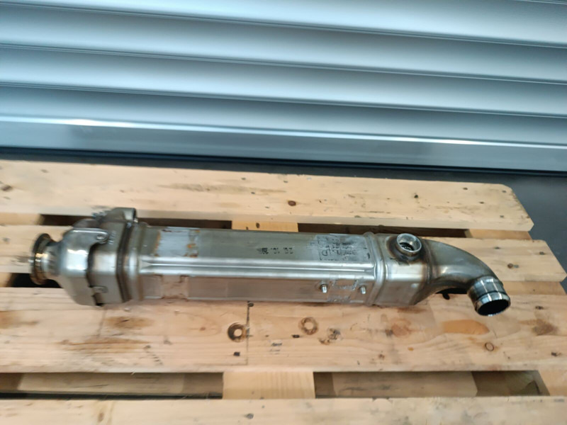 Mercedes-Benz Actros, Arocs E6 - Muffler/ Exhaust system for Truck: picture 2 Mercedes-Benz Actros, Arocs E6 - Muffler/ Exhaust system for Truck: picture 2