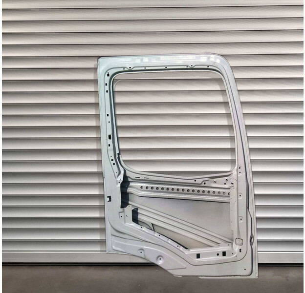 Mercedes-Benz Actros ,Arocs - Door and parts for Truck: picture 2 Mercedes-Benz Actros ,Arocs - Door and parts for Truck: picture 2