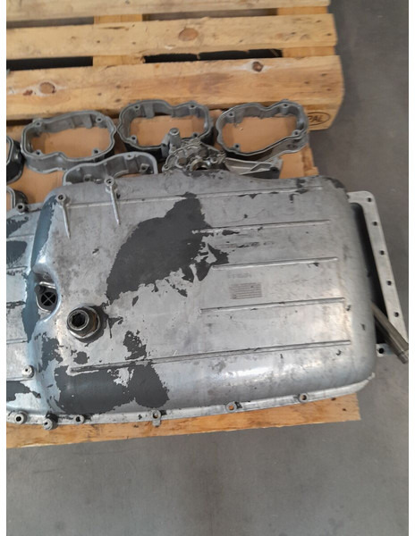 Scania DC 13 - Crankcase for Truck: picture 4 Scania DC 13 - Crankcase for Truck: picture 4