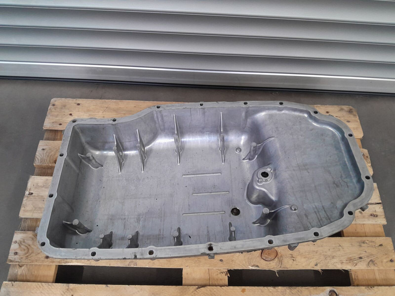 Scania DC 13 - Crankcase for Truck: picture 2 Scania DC 13 - Crankcase for Truck: picture 2