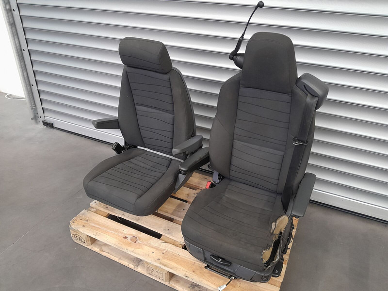 Scania R Serie Streamline - Seat for Truck: picture 2 Scania R Serie Streamline - Seat for Truck: picture 2