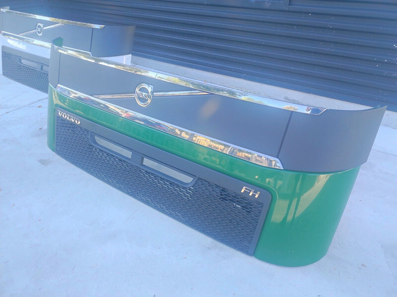 Volvo FH13 FH16 - Bumper for Truck: picture 2 Volvo FH13 FH16 - Bumper for Truck: picture 2