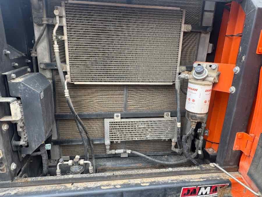 Crawler excavator DOOSAN DX255LC-5 EXCAVATOR FOR PARTS: picture 10