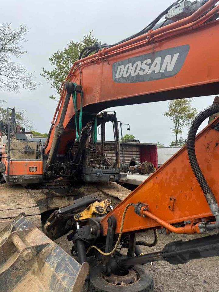 Crawler excavator DOOSAN DX255LC-5 EXCAVATOR FOR PARTS: picture 12