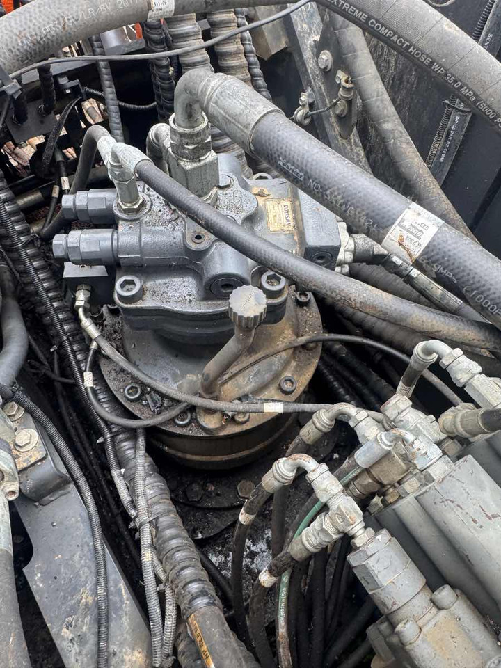 Crawler excavator DOOSAN DX255LC-5 EXCAVATOR FOR PARTS: picture 8