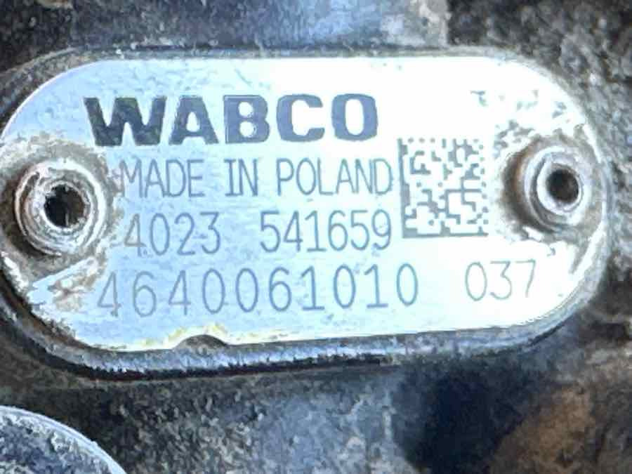 EKERI WABCO VALVE 4640061010 - Valve for Trailer: picture 3 EKERI WABCO VALVE 4640061010 - Valve for Trailer: picture 3