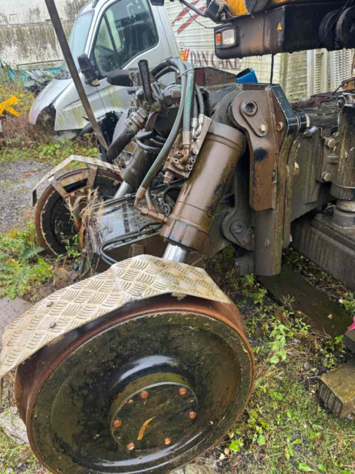 Wheel excavator HYDREMA CONSTRUCTION EXCAVATOR MX16 RAIL: picture 6