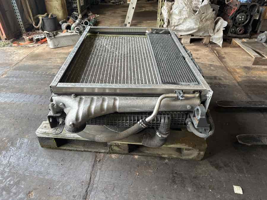 VOLVO BUS COOLER / INTERCOOLER - Other machinery: picture 1 VOLVO BUS COOLER / INTERCOOLER - Other machinery: picture 1