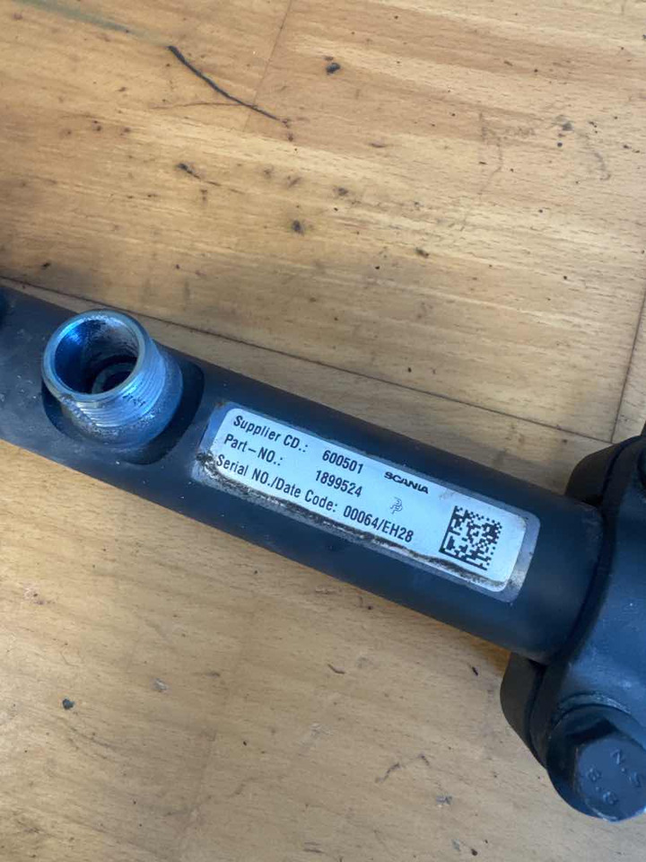 SCANIA ACCUMULATOR LH 1899524 - Fuel processing/ Fuel delivery for Truck: picture 2 SCANIA ACCUMULATOR LH 1899524 - Fuel processing/ Fuel delivery for Truck: picture 2