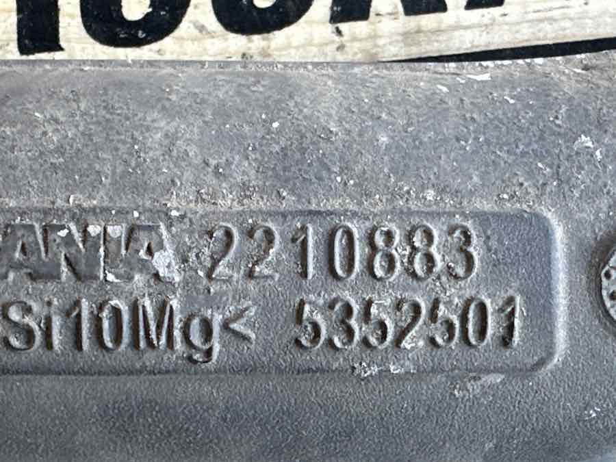 SCANIA AIR PIPE 2210883 - Air intake pipe for Truck: picture 3 SCANIA AIR PIPE 2210883 - Air intake pipe for Truck: picture 3