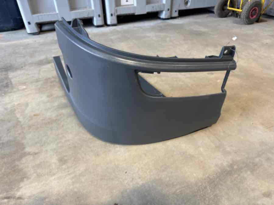 SCANIA BUMPER COVER CORNER RH 2731830 - Body and exterior for Truck: picture 1 SCANIA BUMPER COVER CORNER RH 2731830 - Body and exterior for Truck: picture 1