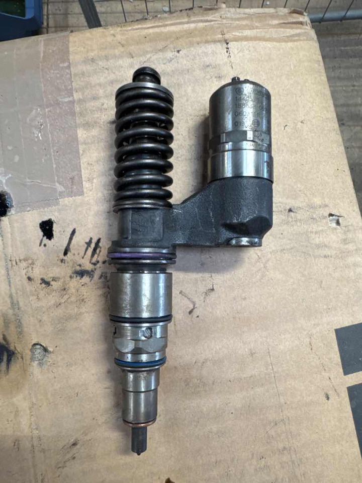 SCANIA INJECTOR 1440579 - Fuel processing/ Fuel delivery for Truck: picture 1 SCANIA INJECTOR 1440579 - Fuel processing/ Fuel delivery for Truck: picture 1