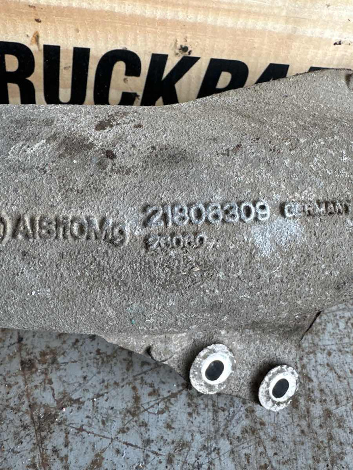 VOLVO COOLER PIPE 20522119 - Air intake pipe for Truck: picture 2 VOLVO COOLER PIPE 20522119 - Air intake pipe for Truck: picture 2