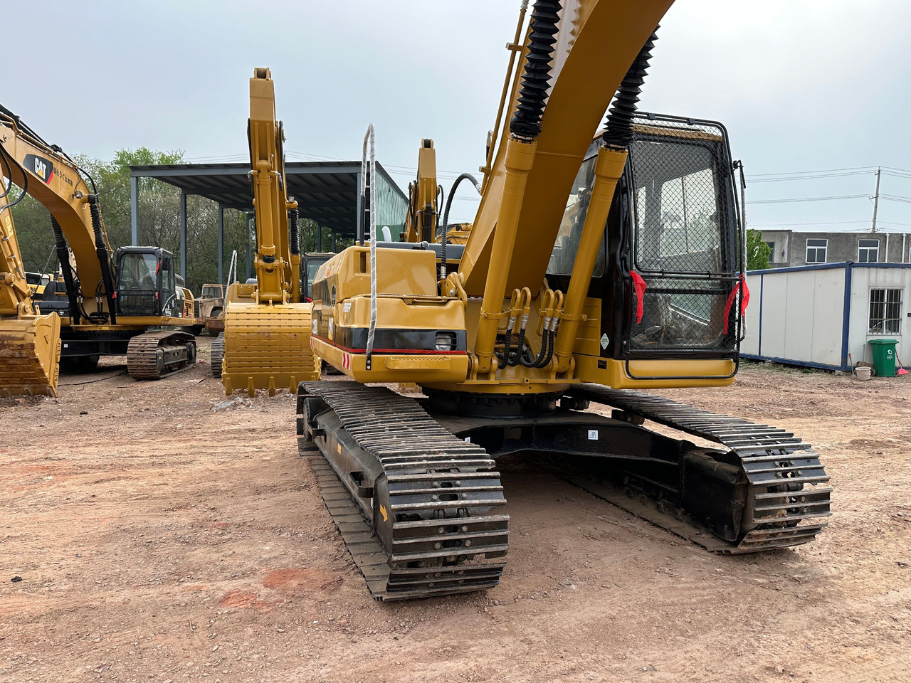 CAT 320BL crawler excavator - Crawler excavator: picture 5 CAT 320BL crawler excavator - Crawler excavator: picture 5