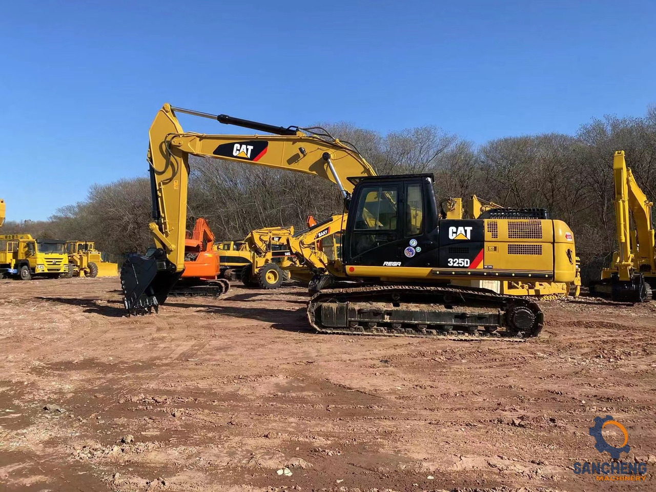 CAT 325D - Excavator: picture 1 CAT 325D - Excavator: picture 1