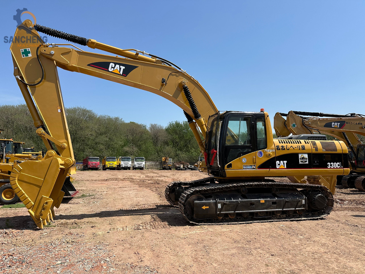 CAT 330CL - Demolition excavator: picture 2 CAT 330CL - Demolition excavator: picture 2