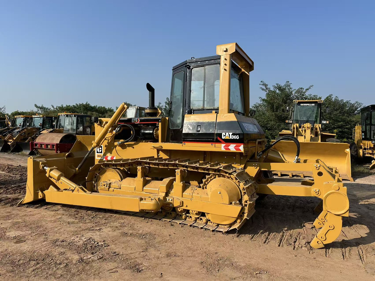 CAT D6G - Bulldozer: picture 2 CAT D6G - Bulldozer: picture 2