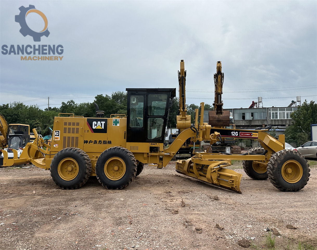 CATERPILLAR 12G - Grader: picture 2 CATERPILLAR 12G - Grader: picture 2