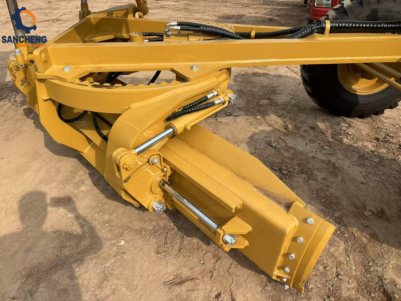 Leasing of CATERPILLAR 140K motor grader CATERPILLAR 140K motor grader: picture 10