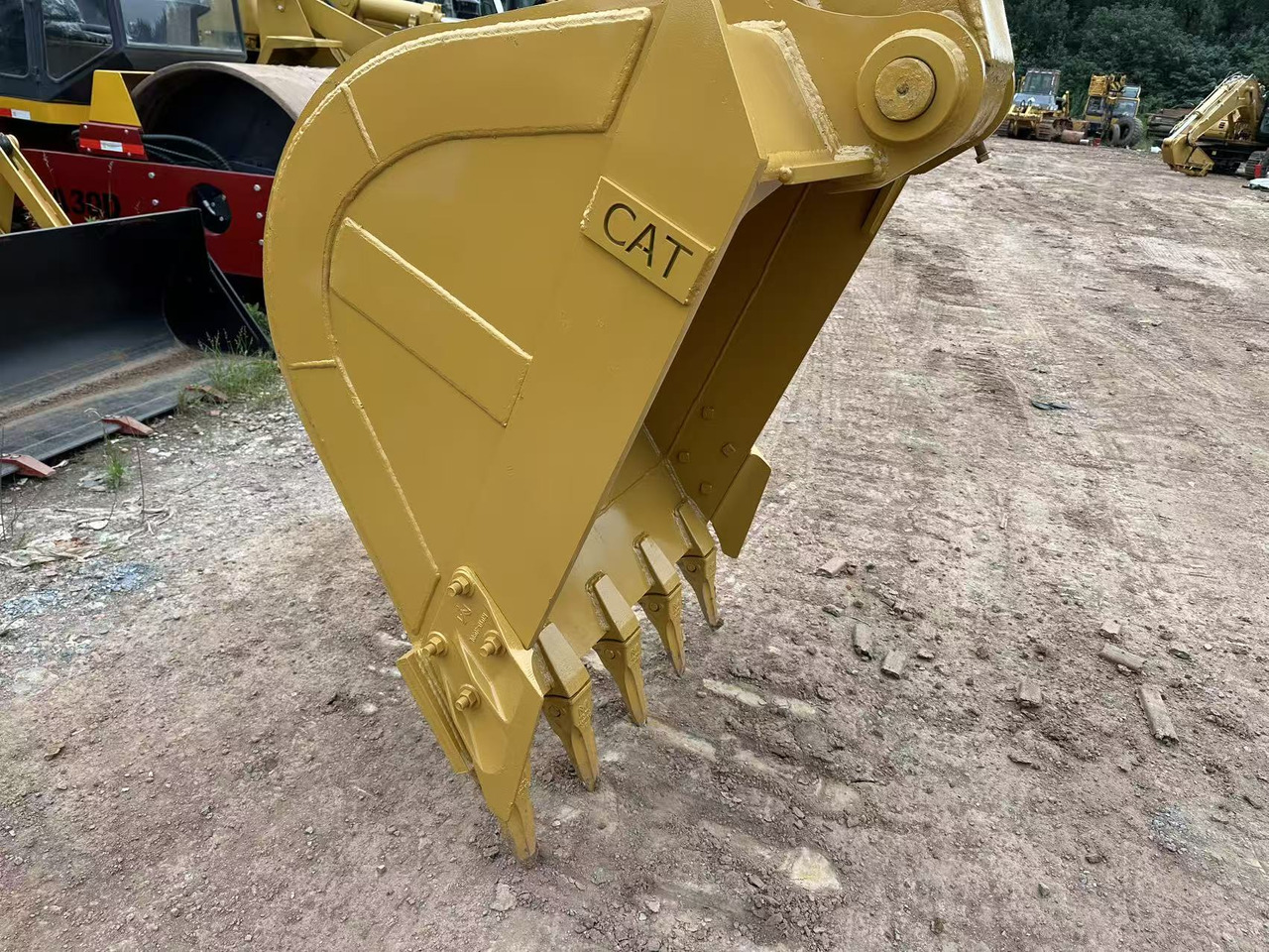 Excavator CATERPILLAR 320BL crawler excavator: picture 10