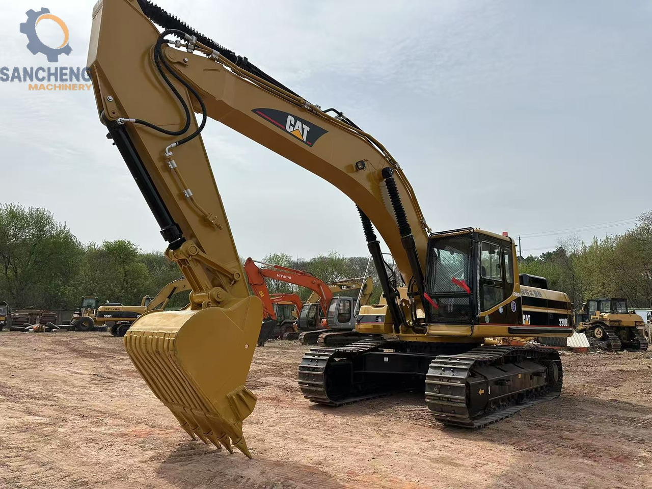 Crawler excavator CATERPILLAR 330BL: picture 8