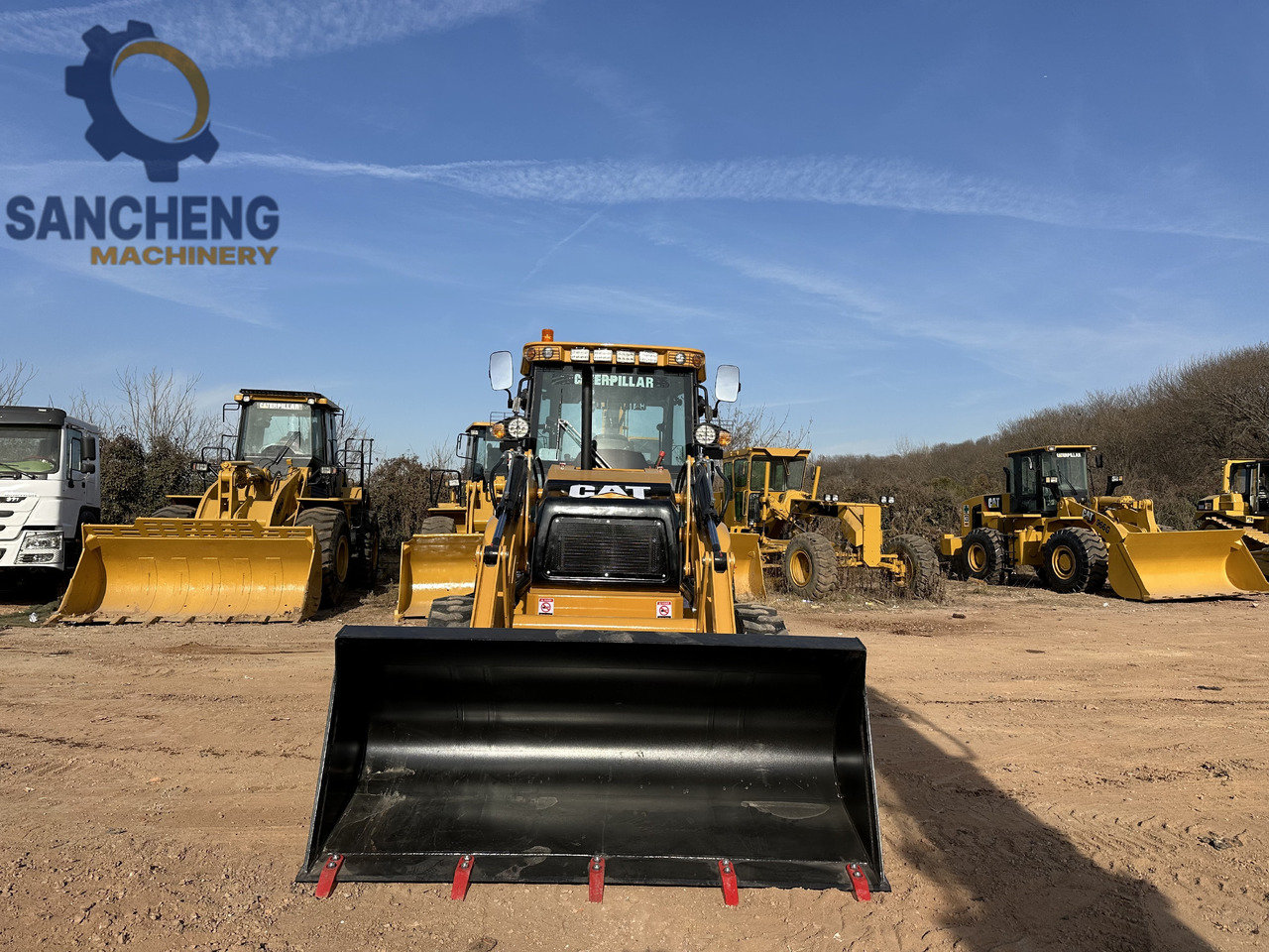 CATERPILLAR 420F2 - Backhoe loader: picture 3 CATERPILLAR 420F2 - Backhoe loader: picture 3