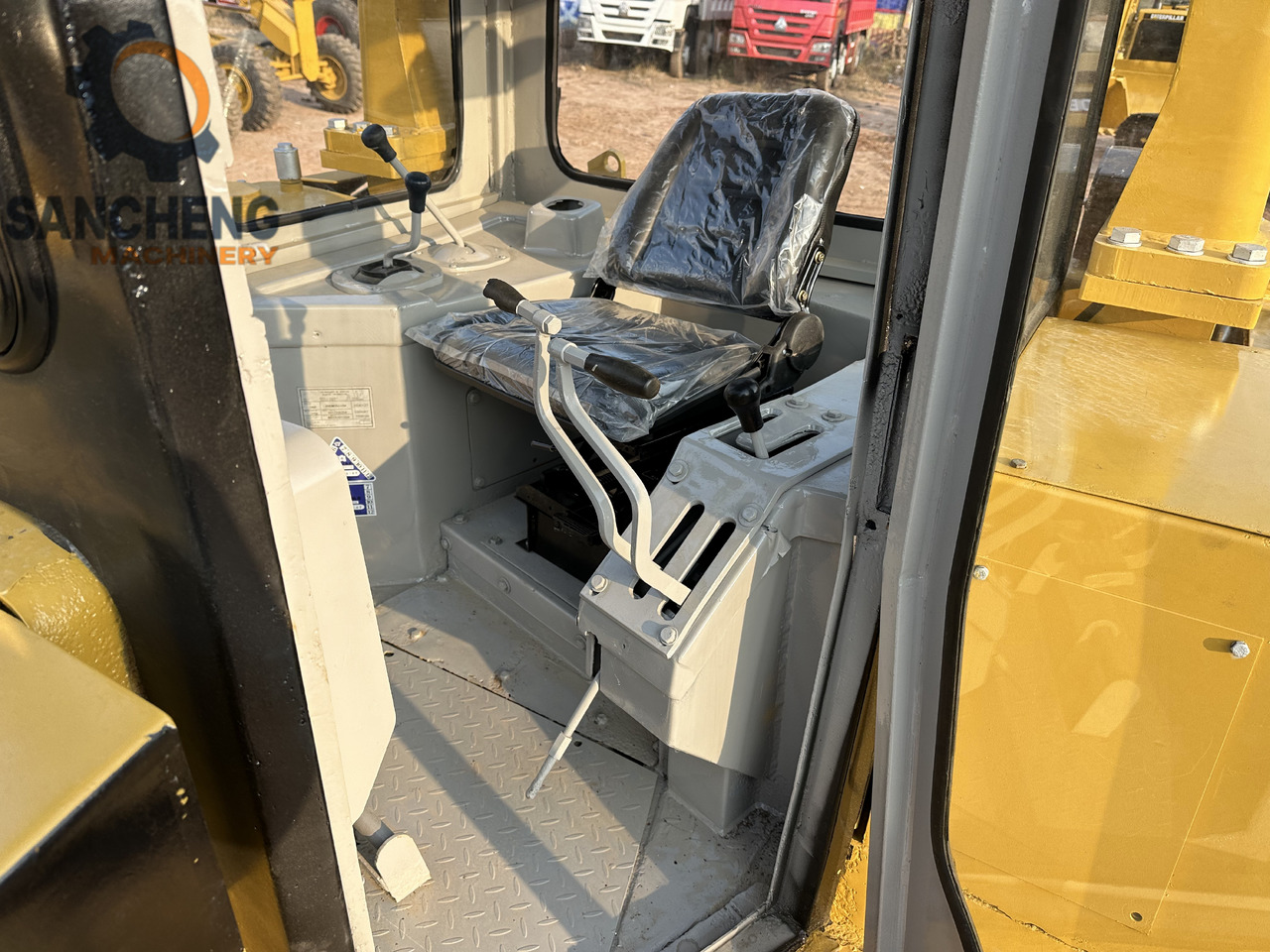 CATERPILLAR D8R - Bulldozer: picture 5 CATERPILLAR D8R - Bulldozer: picture 5