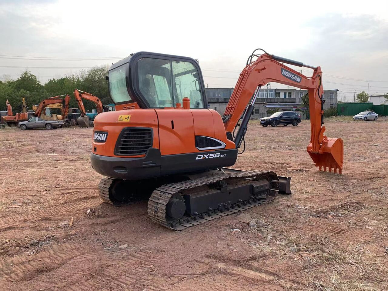 DOOSAN DX55 - Excavator: picture 1 DOOSAN DX55 - Excavator: picture 1